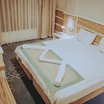 Pirlanta Butik Çeşme