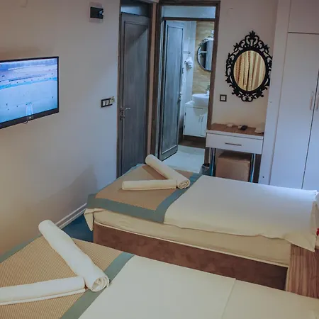 Pirlanta Butik Çeşme