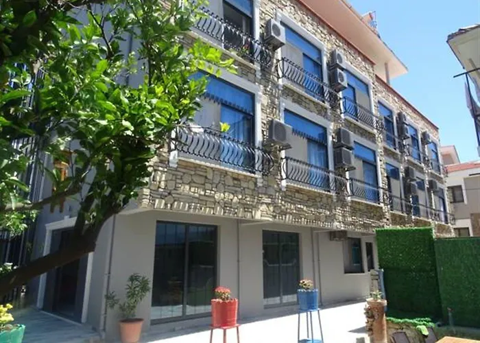 Pirlanta Butik 3* Çeşme