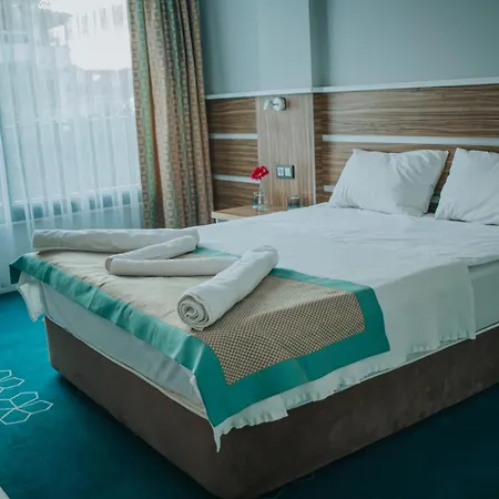 Pirlanta Butik 3* Çeşme