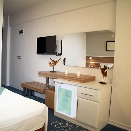 Pirlanta Butik Çeşme