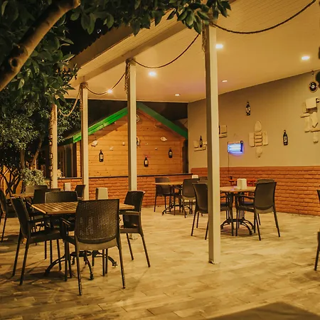 Pirlanta Butik 3* Cesme